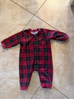 DIXXON Red and Black Plaid Kids baby Footed One-Piece 9-12 months